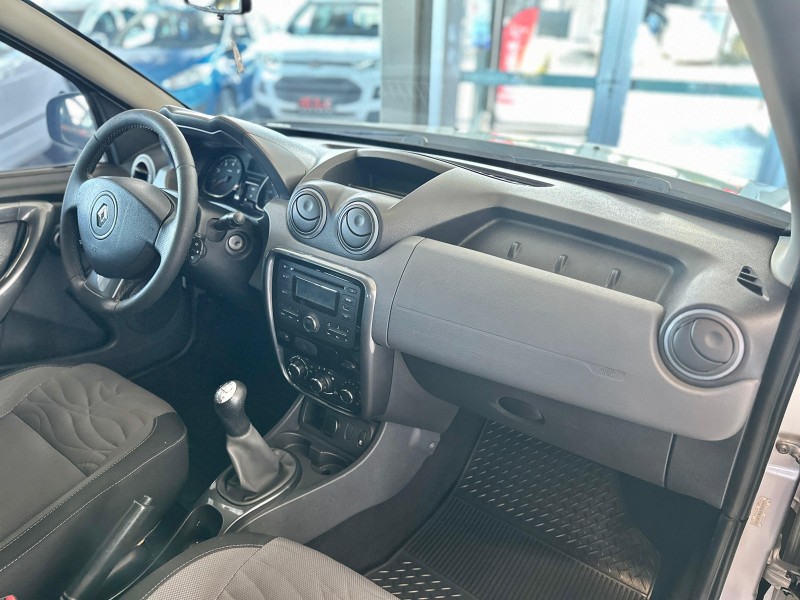 DUSTER 1.6 DYNAMIQUE 4X2 16V FLEX 4P MANUAL - 2013 - CAXIAS DO SUL