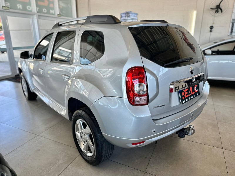 DUSTER 1.6 DYNAMIQUE 4X2 16V FLEX 4P MANUAL - 2013 - CAXIAS DO SUL