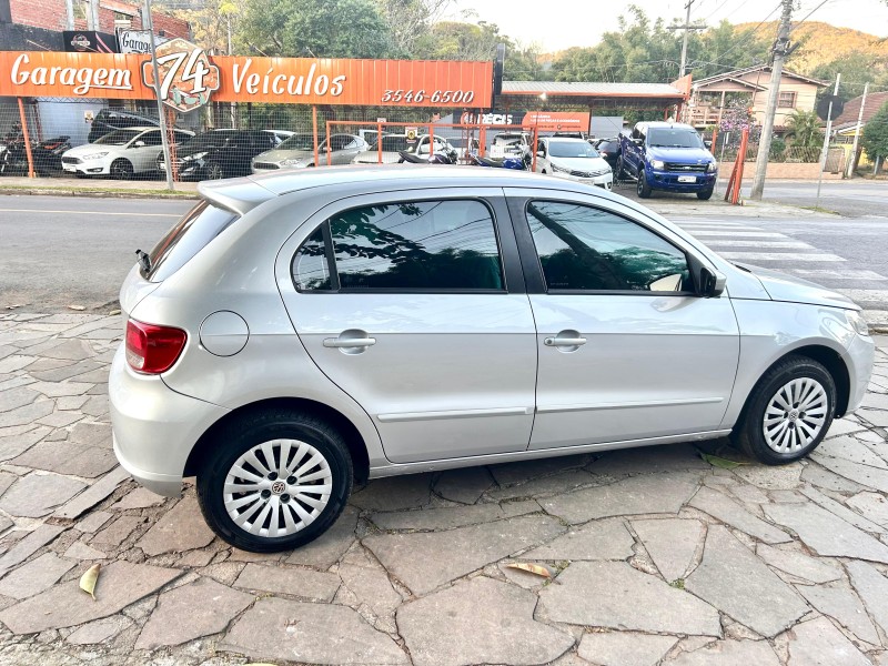 GOL 1.6 MI 8V FLEX 4P MANUAL G.V - 2010 - TRêS COROAS