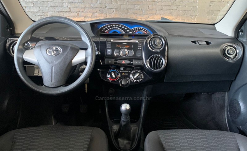 ETIOS 1.5 XS 16V FLEX 4P MANUAL - 2014 - CAXIAS DO SUL