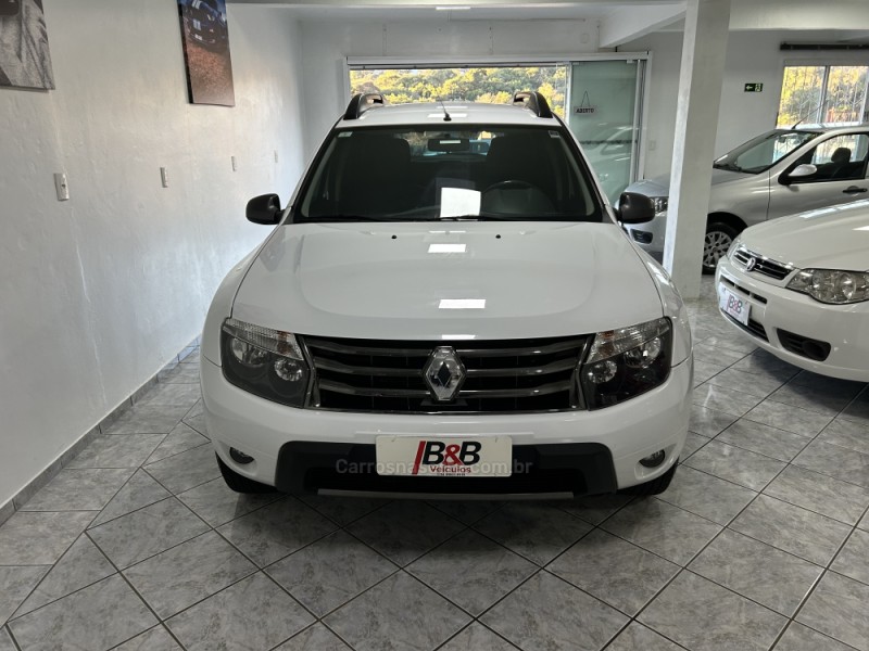 DUSTER 2.0 TECH ROAD 4X2 16V FLEX 4P AUTOMÁTICO - 2015 - NOVA PRATA