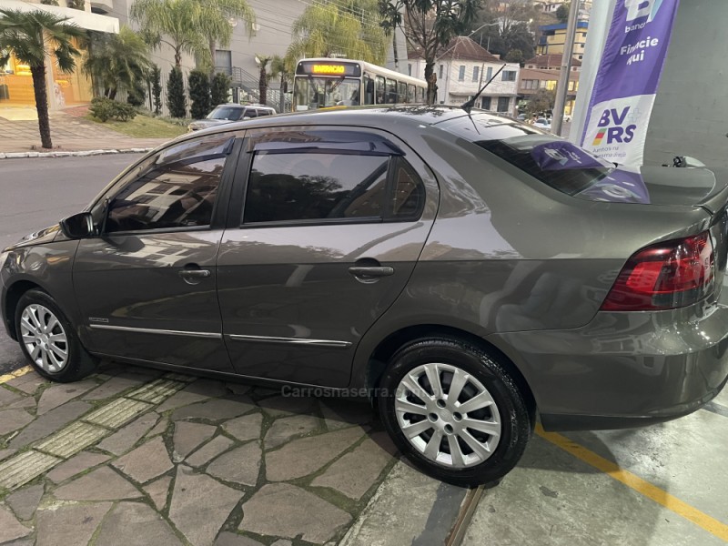 VOYAGE 1.6 MI COMFORTLINE 8V FLEX 4P MANUAL - 2010 - BENTO GONçALVES