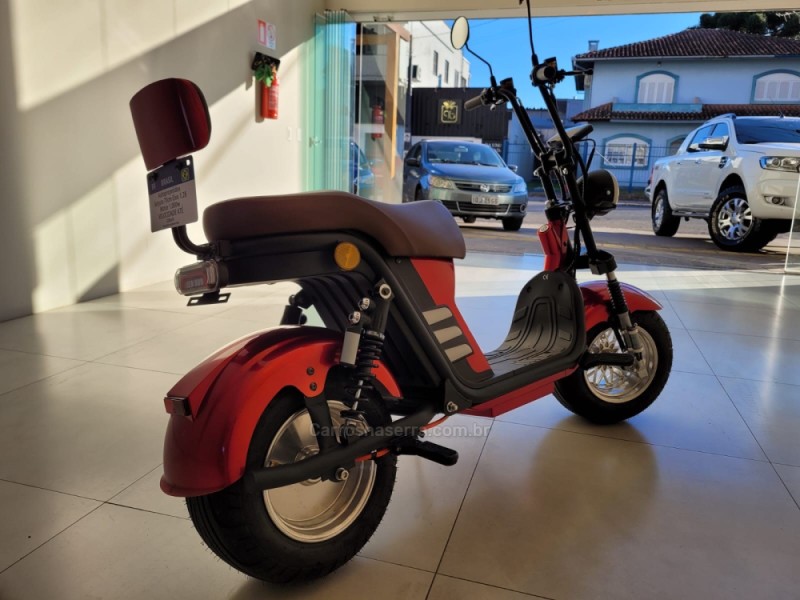 SCOOTER ELÉTRICA  - 2025 - CANELA