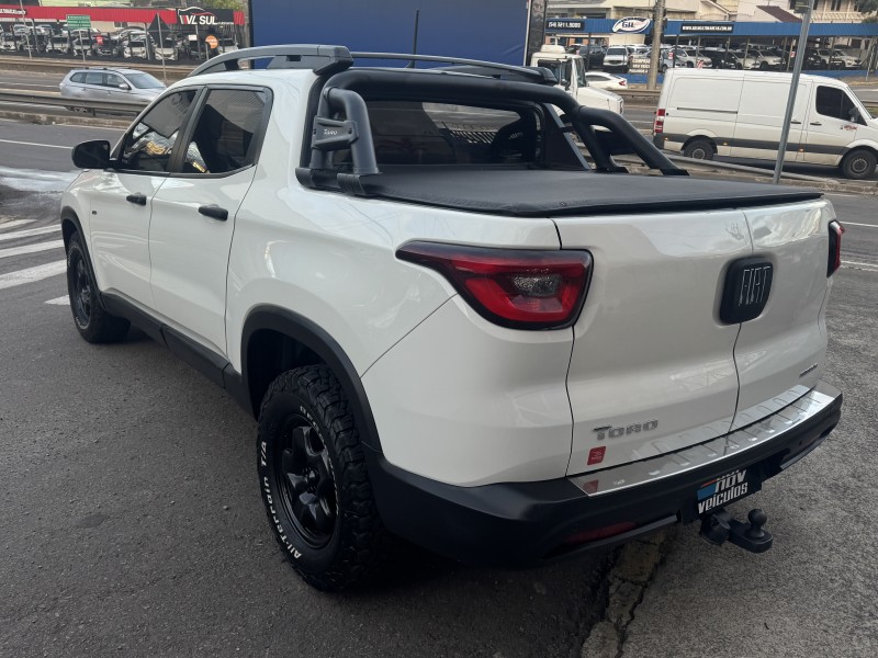 TORO 2.0 16V TURBO DIESEL FREEDOM MANUAL - 2017 - CAXIAS DO SUL
