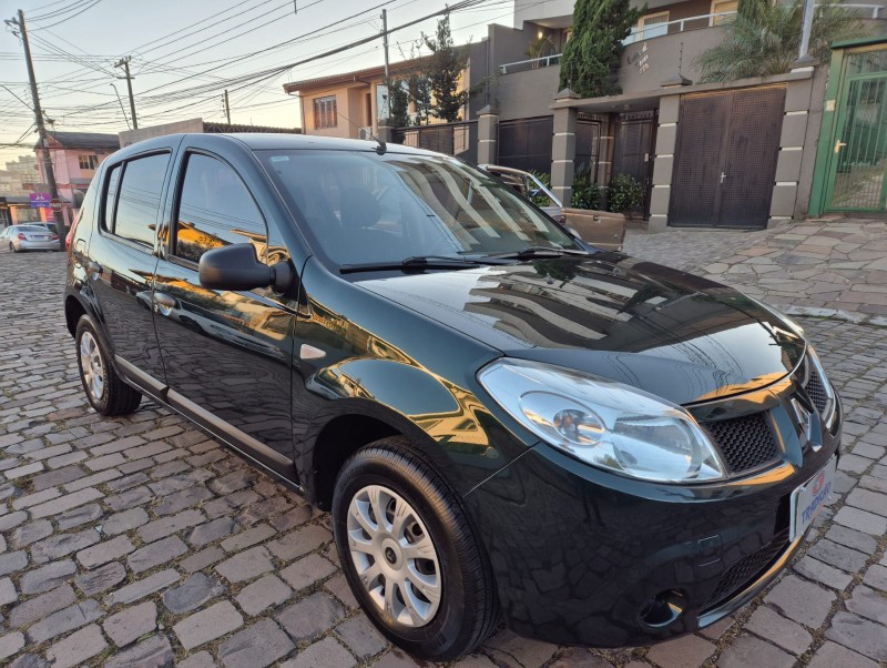 SANDERO 1.0 EXPRESSION 16V FLEX 4P MANUAL - 2011 - CAXIAS DO SUL