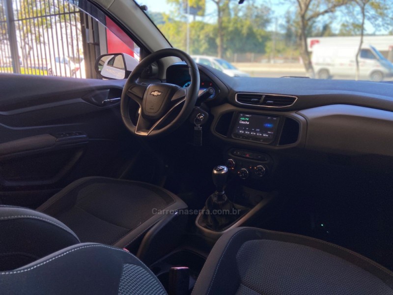 PRISMA 1.4 MPFI LTZ 8V FLEX 4P MANUAL - 2015 - ESTâNCIA VELHA