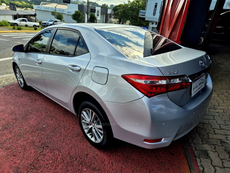 COROLLA 1.8 XEI 16V FLEX 4P AUTOMÁTICO - 2015 - FARROUPILHA
