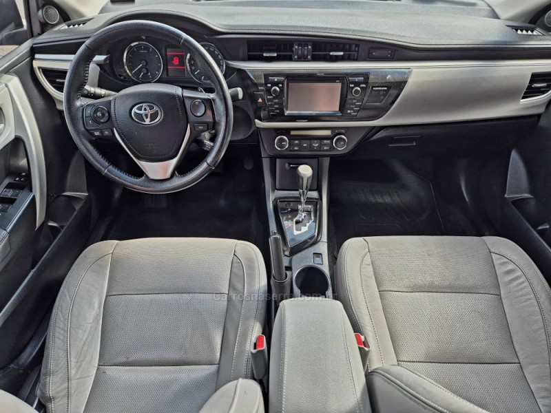 COROLLA 1.8 XEI 16V FLEX 4P AUTOMÁTICO - 2015 - FARROUPILHA