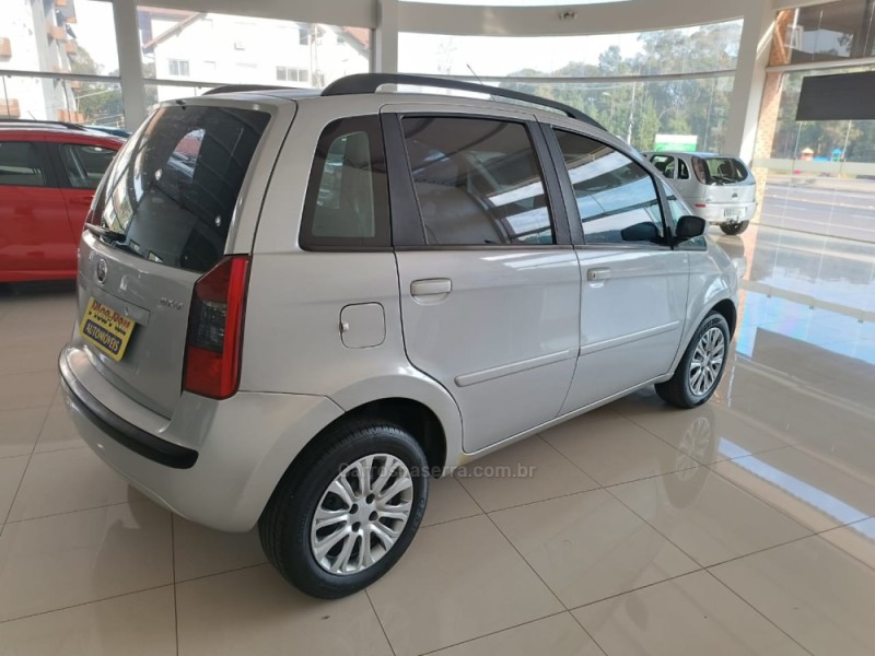 IDEA 1.4 MPI FIRE ELX 8V FLEX 4P MANUAL - 2010 - NOVA PETRóPOLIS