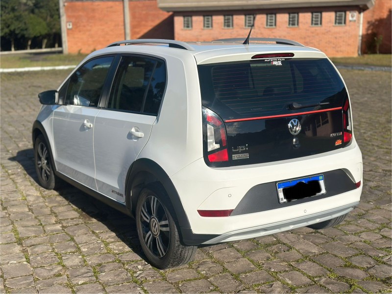 UP 1.0 TSI XTREME UP 12V FLEX 4P MANUAL - 2020 - FARROUPILHA