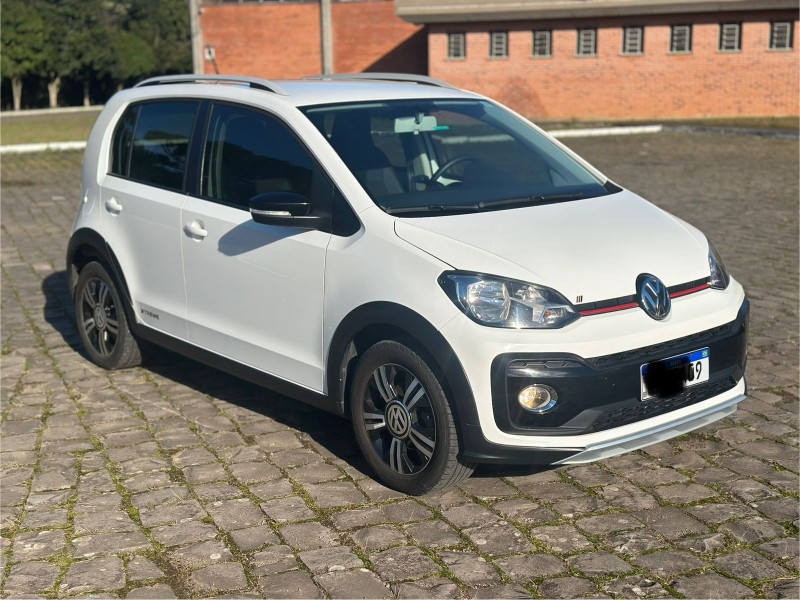 UP 1.0 TSI XTREME UP 12V FLEX 4P MANUAL - 2020 - FARROUPILHA