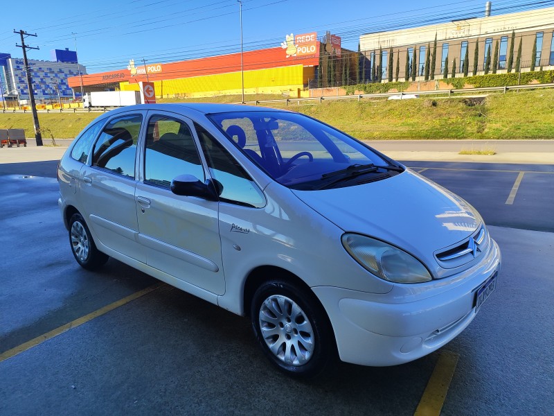 XSARA PICASSO 2.0 EXCLUSIVE 16V GASOLINA 4P MANUAL - 2004 - FARROUPILHA