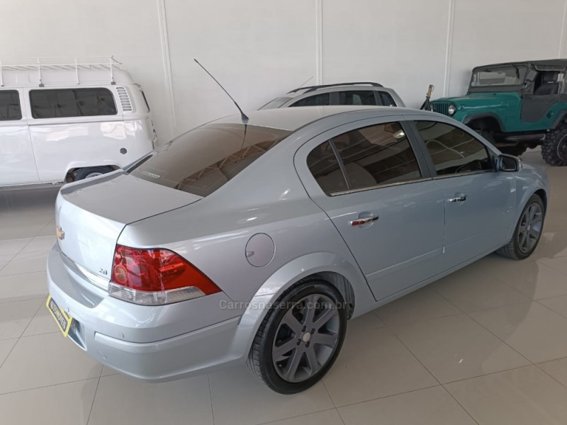 VECTRA 2.0 MPFI ELEGANCE 8V 140CV FLEX 4P MANUAL - 2011 - NOVA PETRóPOLIS