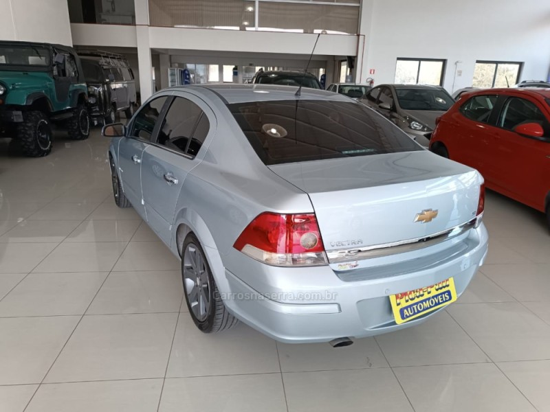 VECTRA 2.0 MPFI ELEGANCE 8V 140CV FLEX 4P MANUAL - 2011 - NOVA PETRóPOLIS