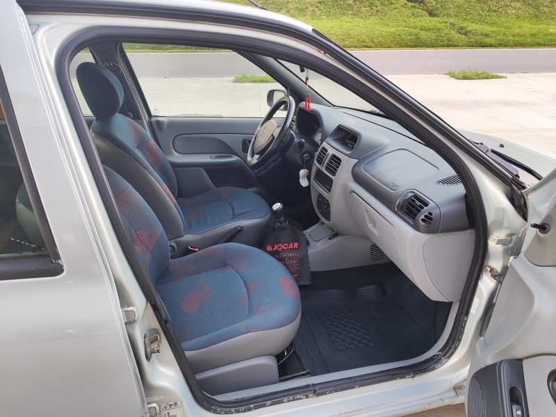 CLIO 1.0 EXPRESSION SEDAN 16V GASOLINA 4P MANUAL - 2009 - FARROUPILHA