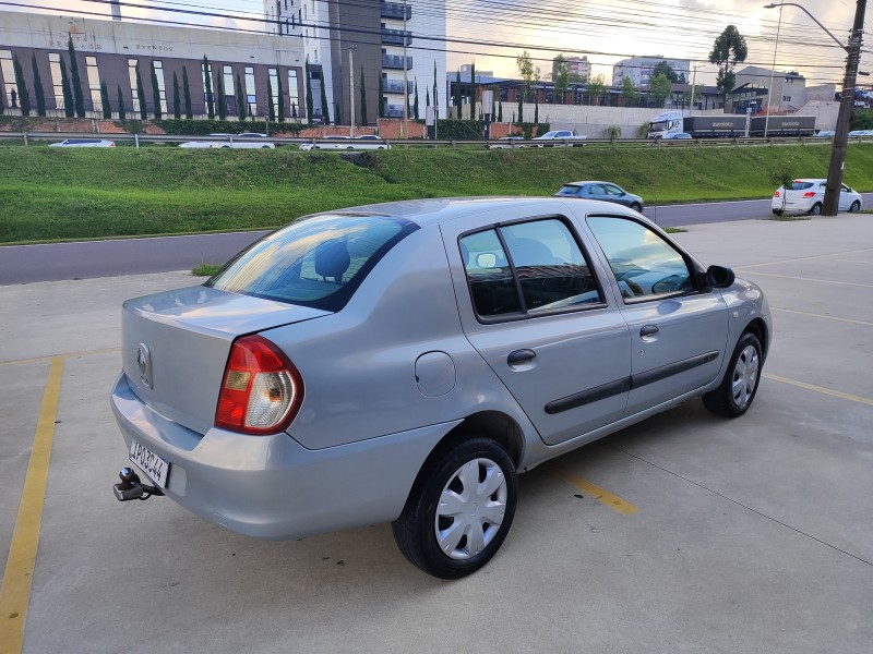 CLIO 1.0 EXPRESSION SEDAN 16V GASOLINA 4P MANUAL - 2009 - FARROUPILHA