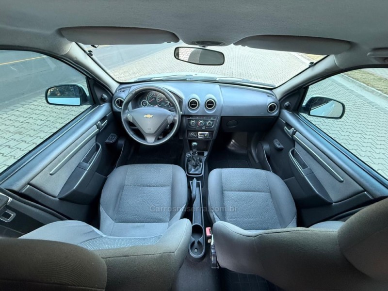 CELTA 1.0 MPFI LT 8V FLEX 4P MANUAL - 2015 - IVOTI