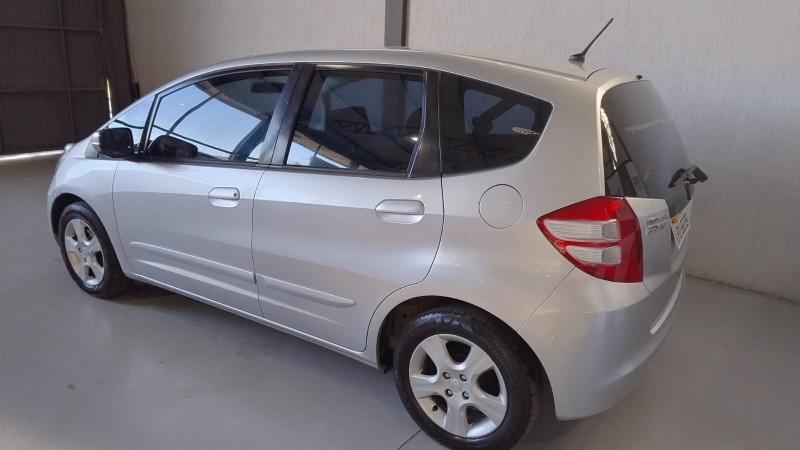 FIT 1.4 LX 8V GASOLINA 4P MANUAL - 2009 - SãO SEBASTIãO DO CAí