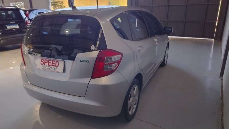 FIT 1.4 LX 8V GASOLINA 4P MANUAL - 2009 - SãO SEBASTIãO DO CAí