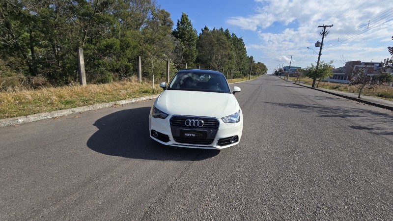 A1 1.4 TFSI ATTRACTION 16V 122CV GASOLINA 2P AUTOMÁTICO - 2011 - BENTO GONçALVES