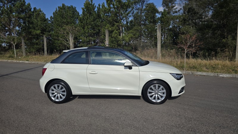 A1 1.4 TFSI ATTRACTION 16V 122CV GASOLINA 2P AUTOMÁTICO - 2011 - BENTO GONçALVES