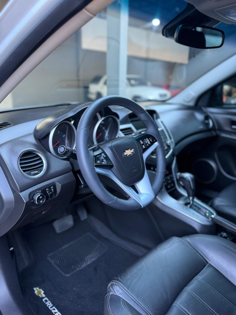 CRUZE 1.8 LT 16V FLEX 4P AUTOMÁTICO - 2013 - CAXIAS DO SUL