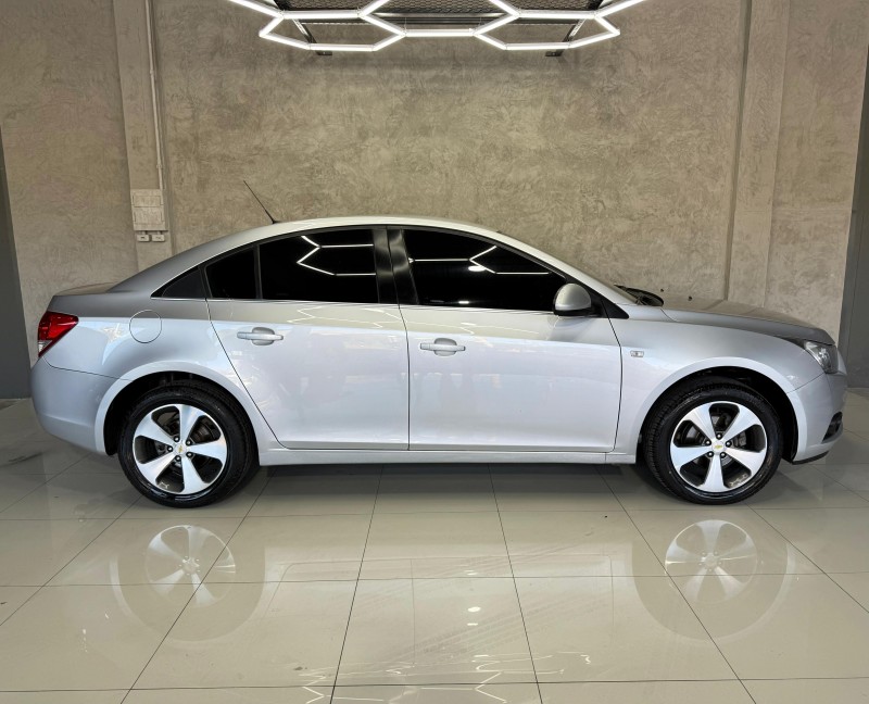 CRUZE 1.8 LT 16V FLEX 4P AUTOMÁTICO - 2013 - CAXIAS DO SUL