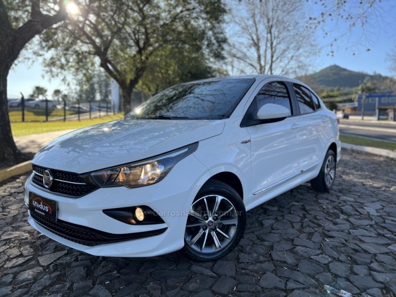 CRONOS 1.3 DRIVE 8V FLEX 4P MANUAL