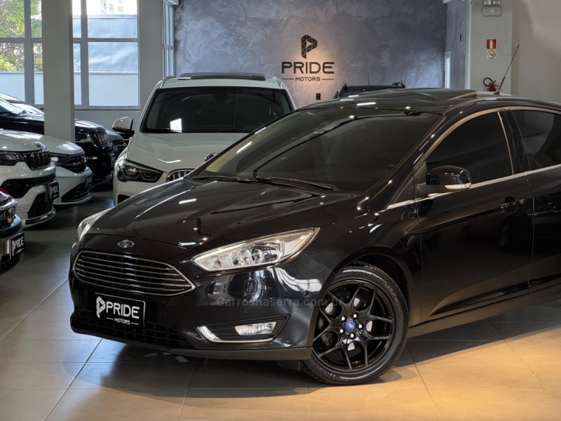 FOCUS 2.0 TITANIUM PLUS 16V FLEX 4P AUTOMÁTICO - 2016 - CAXIAS DO SUL