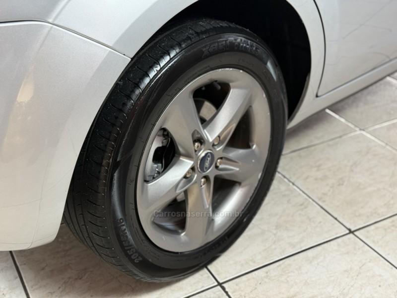 FOCUS 2.0 GLX 16V FLEX 4P AUTOMÁTICO - 2011 - GUAPORé