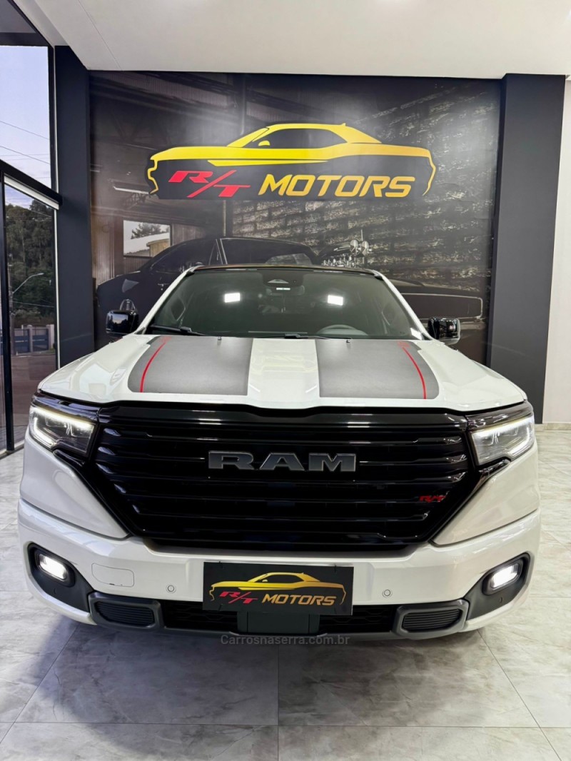 RAMPAGE 2.0 HURRICANE R/T 4 4X4 TURBO GASOLINA 4P AUTOMÁTICO - 2024 - CAXIAS DO SUL
