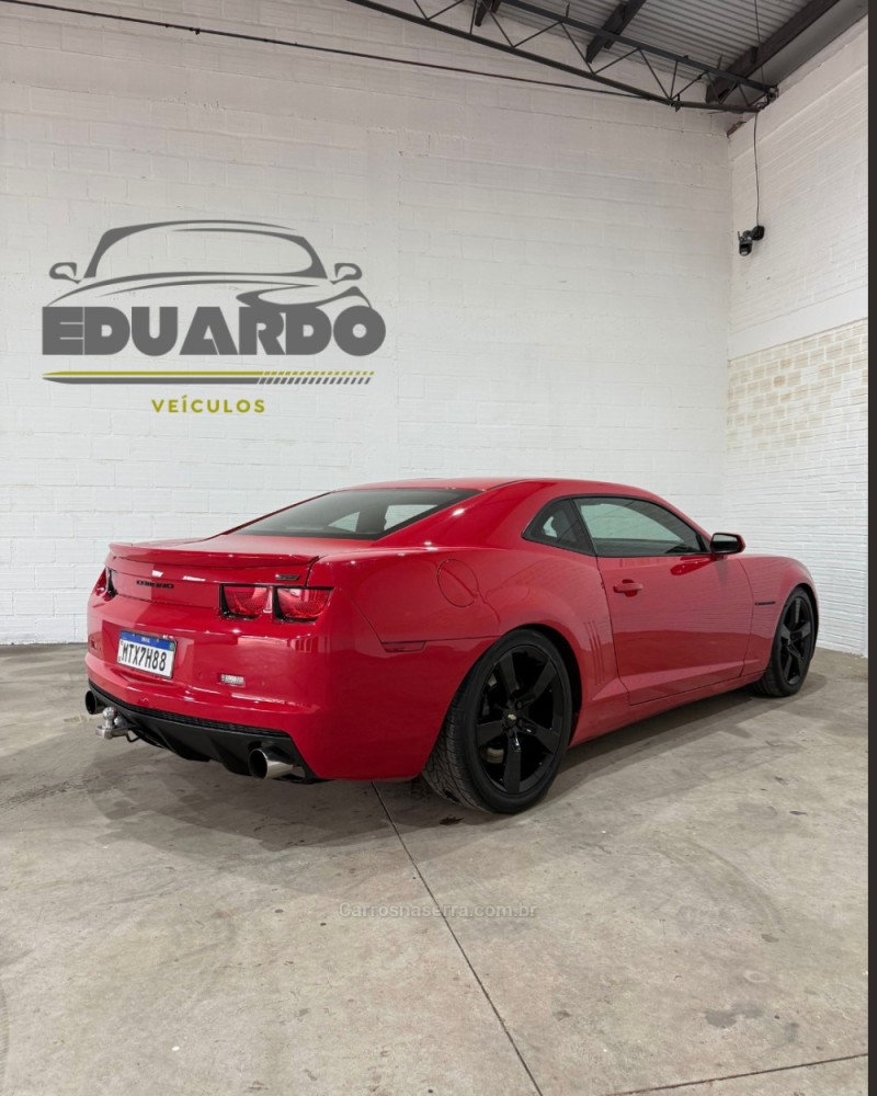 CAMARO 6.2 SS COUPÉ V8 GASOLINA 2P AUTOMÁTICO - 2011 - ARROIO DO MEIO