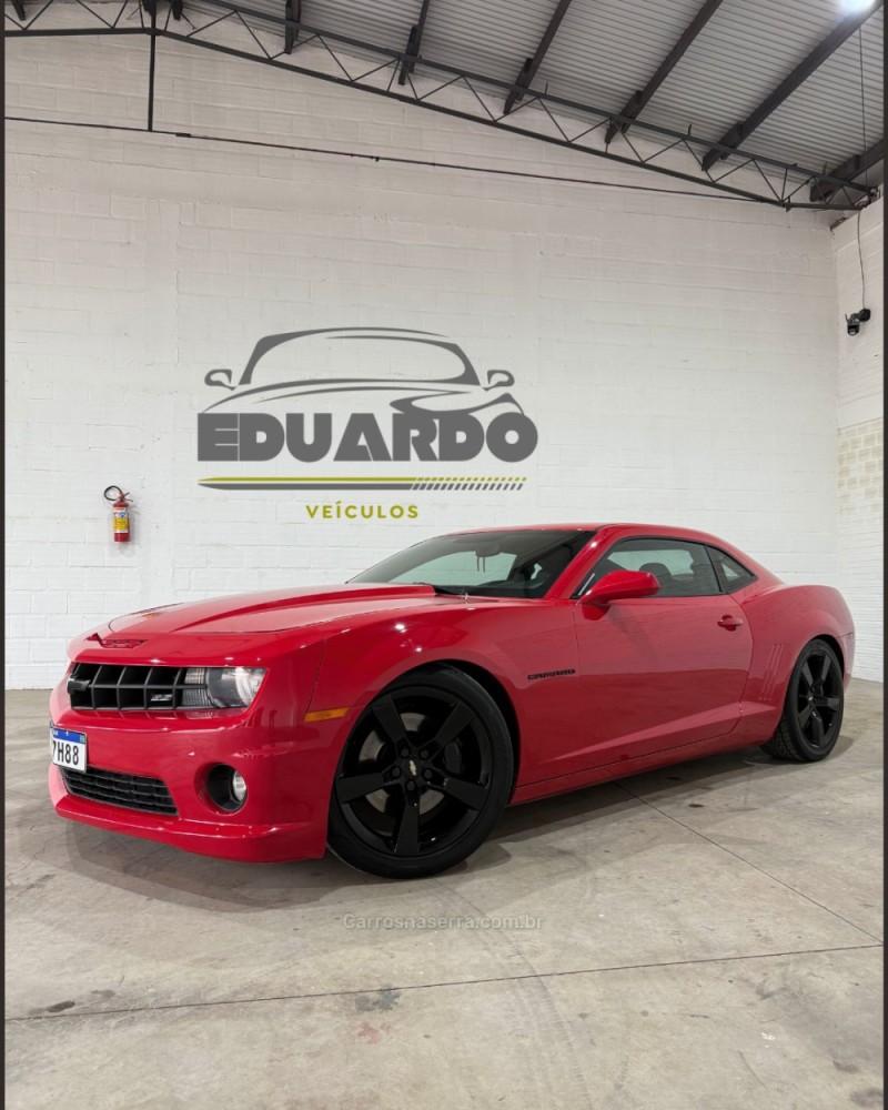 CAMARO 6.2 SS COUPÉ V8 GASOLINA 2P AUTOMÁTICO - 2011 - ARROIO DO MEIO