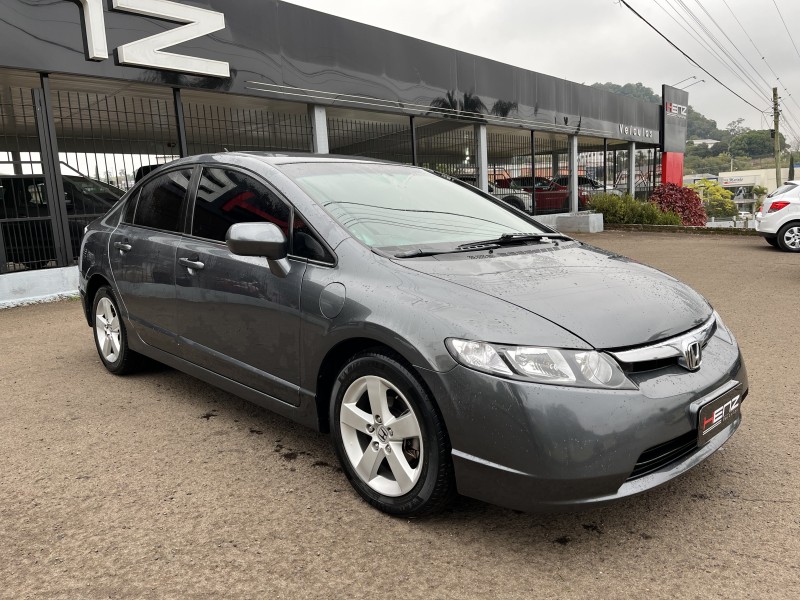 CIVIC 1.8 LXS 16V FLEX 4P AUTOMÁTICO - 2008 - BOM PRINCíPIO
