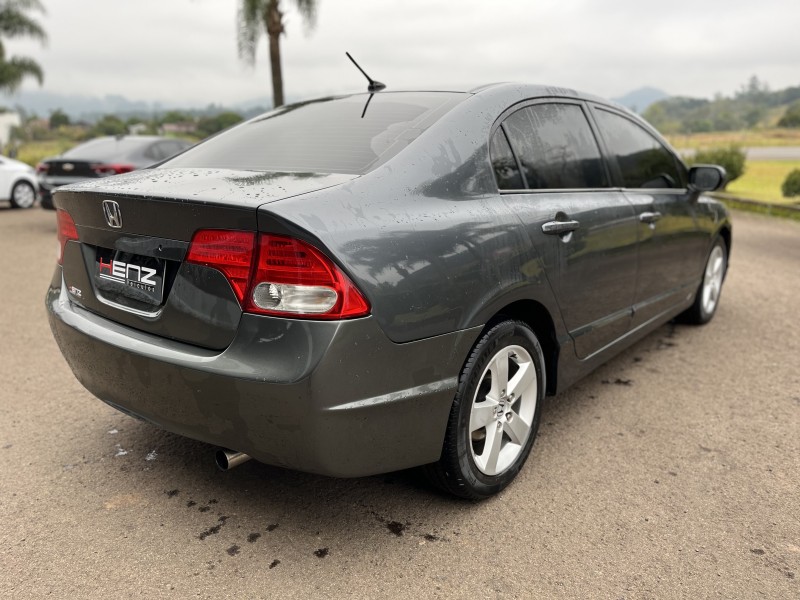 CIVIC 1.8 LXS 16V FLEX 4P AUTOMÁTICO - 2008 - BOM PRINCíPIO
