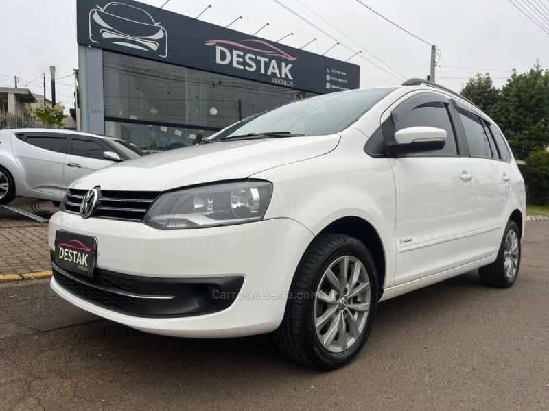 SPACEFOX 1.6 MI TREND 8V FLEX 4P MANUAL - 2013 - DOIS IRMãOS