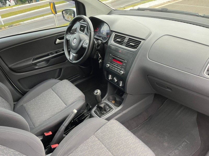 SPACEFOX 1.6 MI TREND 8V FLEX 4P MANUAL - 2013 - DOIS IRMãOS
