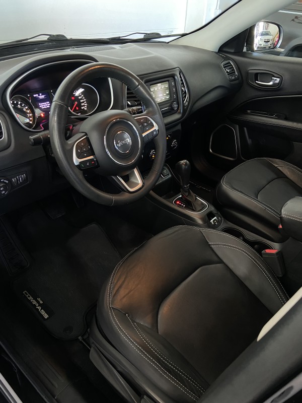 COMPASS 2.0 SPORT 4X2 16V GASOLINA 4P AUTOMÁTICO - 2017 - FARROUPILHA
