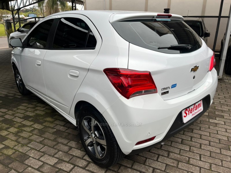 ONIX 1.4 MPFI LTZ 8V FLEX 4P AUTOMÁTICO - 2018 - FELIZ
