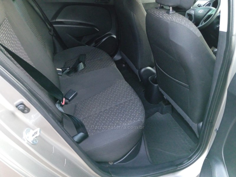 HB20 1.0 COMFORT PLUS 12V FLEX 4P MANUAL - 2017 - PICADA CAFé