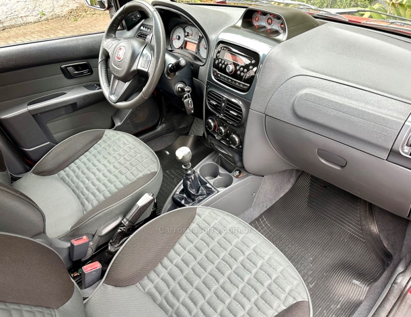 PALIO 1.8 MPI ADVENTURE WEEKEND 16V FLEX 4P MANUAL - 2014 - SAPIRANGA