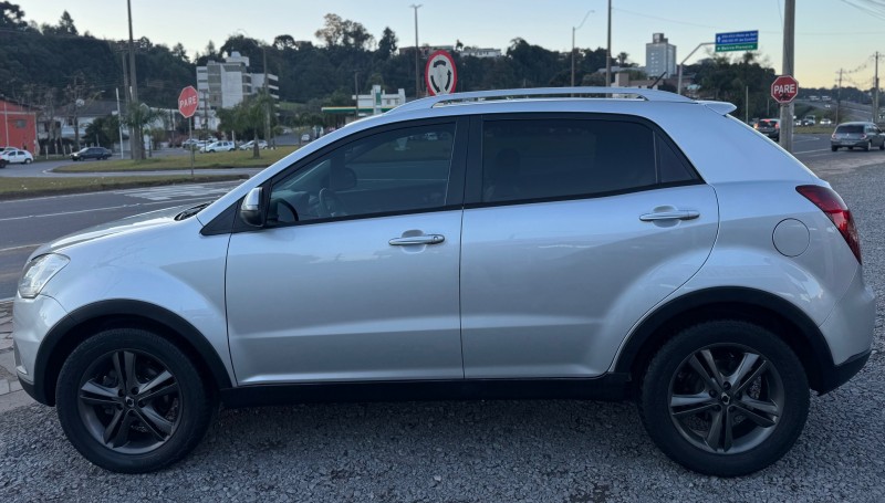 KORANDO 2.0 GLS 4X4 16V TURBO DIESEL 4P AUTOMÁTICO - 2012 - CAXIAS DO SUL
