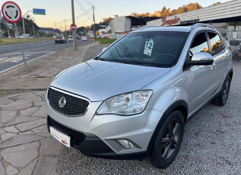 korando 2.0 gls 4x4 16v turbo diesel 4p automatico 2012 caxias do sul