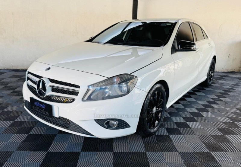 a 200 1.6 turbo urban 16v gasolina 4p automatico 2013 novo hamburgo