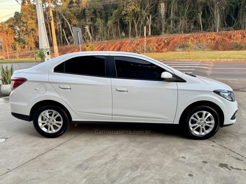 PRISMA 1.4 MPFI LTZ 8V FLEX 4P MANUAL - 2016 - LAJEADO