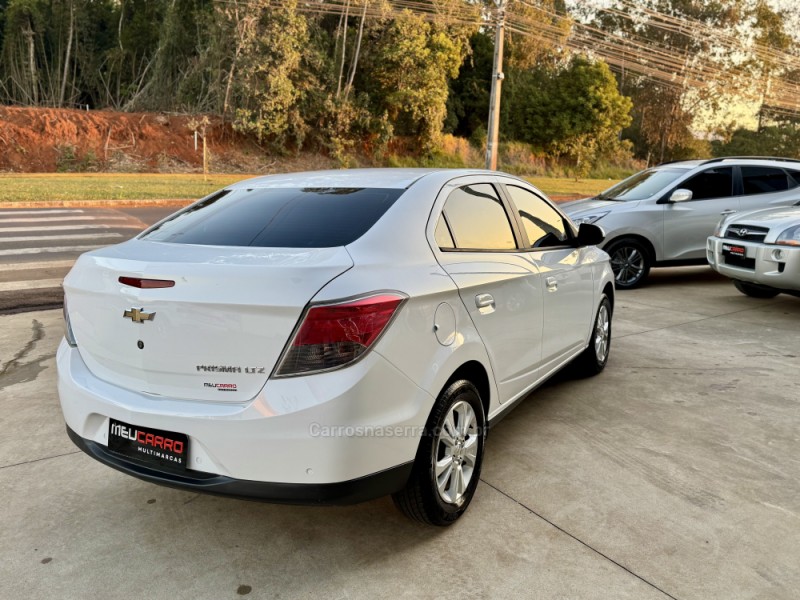 PRISMA 1.4 MPFI LTZ 8V FLEX 4P MANUAL - 2016 - LAJEADO