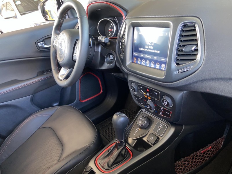 COMPASS 2.0 16V DIESEL TRAILHAWK 4X4 AUTOMÁTICO - 2021 - FARROUPILHA