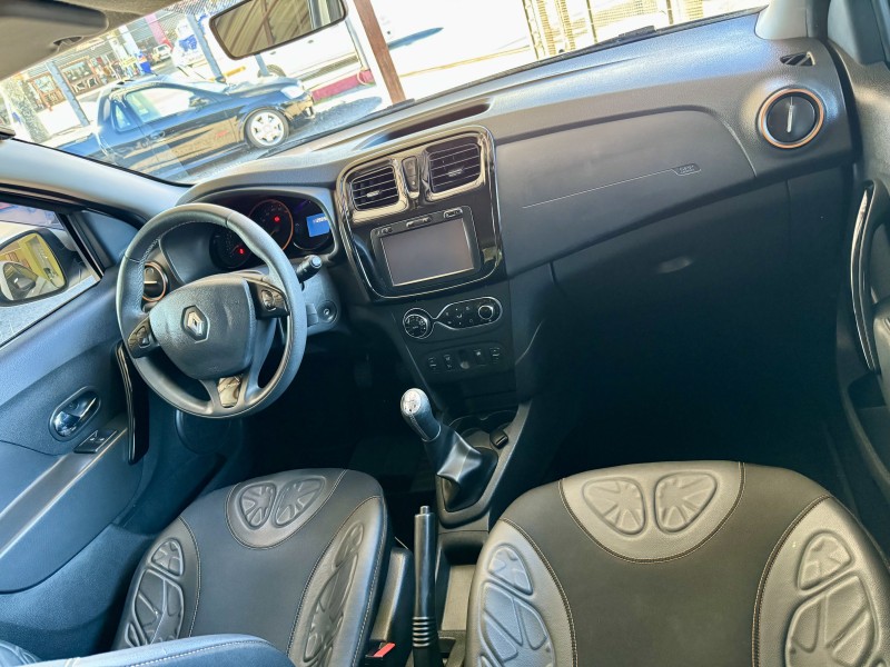 SANDERO 1.6 STEPWAY 8V FLEX 4P MANUAL - 2015 - CAXIAS DO SUL