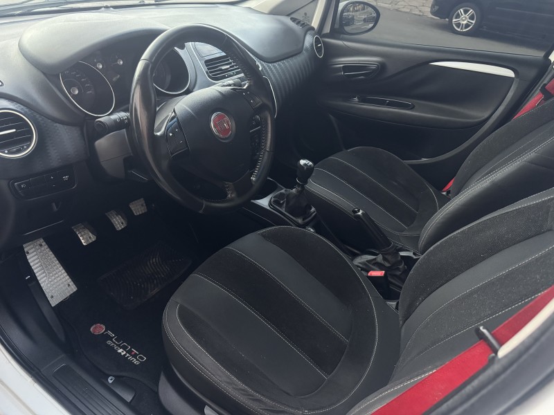 PUNTO 1.8 SPORTING 8V FLEX 4P MANUAL - 2013 - CAXIAS DO SUL