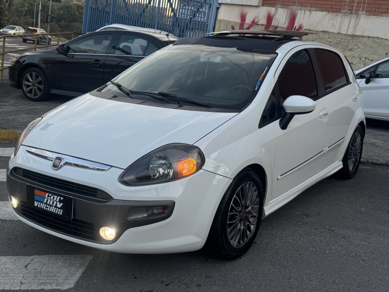 PUNTO 1.8 SPORTING 8V FLEX 4P MANUAL - 2013 - CAXIAS DO SUL